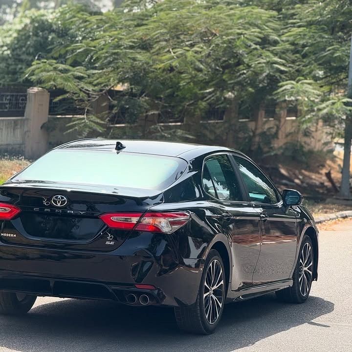 Auto Window Tint